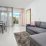Central Sea House *