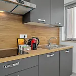 Central Sea House Apartment *